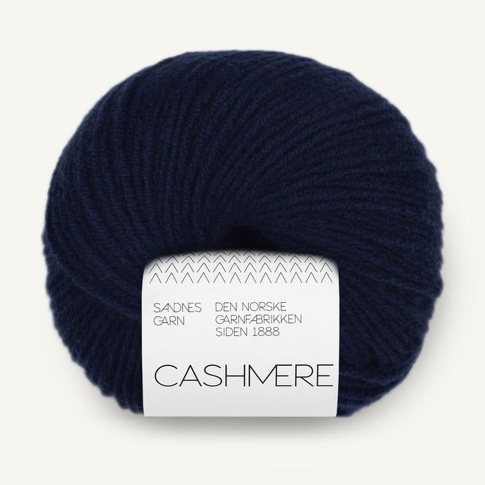5882 - Dark Navy