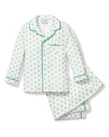 Experience luxurious sleepwear with Petite Plumes Kids Twill Pajama Set in Match Point, featuring a charming green tennis racket pattern and elegant green piping. This set includes a long-sleeve button-up top with a chest pocket and matching pants, perfect for restful nights.