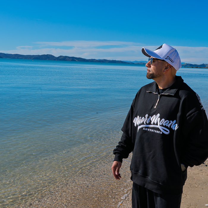 MANAIA QUARTER ZIP (Black)