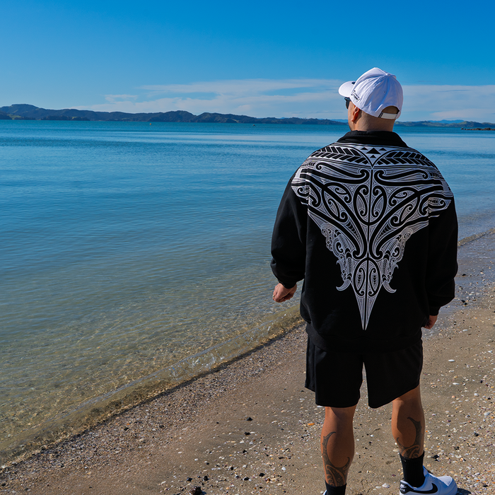 MANAIA QUARTER ZIP (Black)