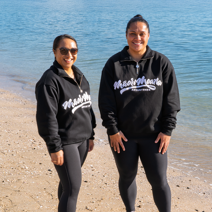 MANAIA QUARTER ZIP (Black)