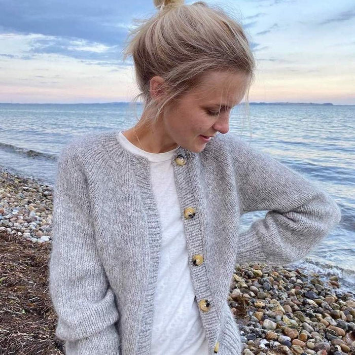 Novice Cardigan - Chunky Edition Pattern Booklet | PetiteKnit - This is Knit