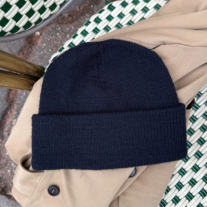 Oslo Hat Pattern Booklet | PetiteKnit - This is Knit