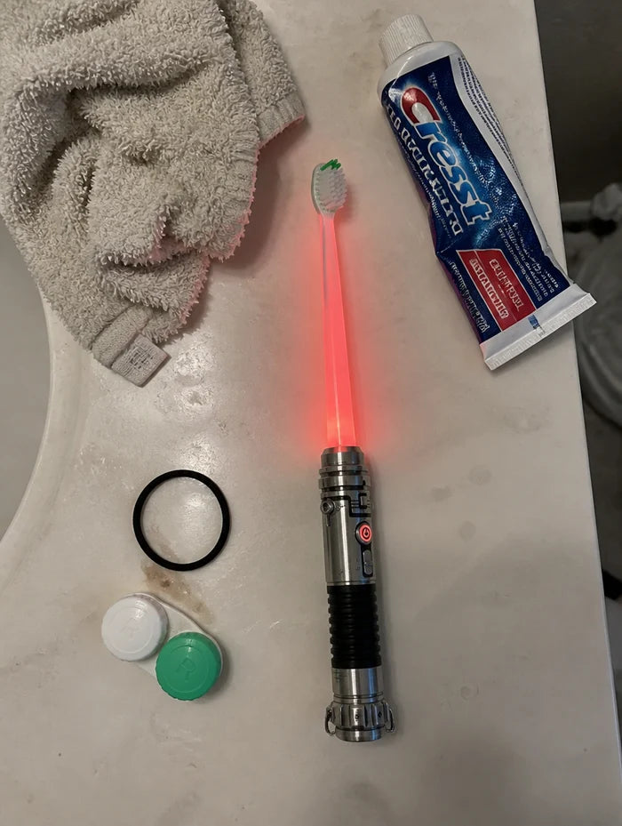 SabreBrush™ - Saber Tootbrush