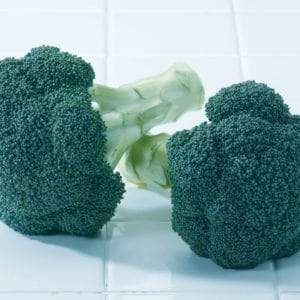 SAKATA GREEN MAGIC HYBRID BROCCOLI SEEDS, UNIFORM BROCCOLI CURD