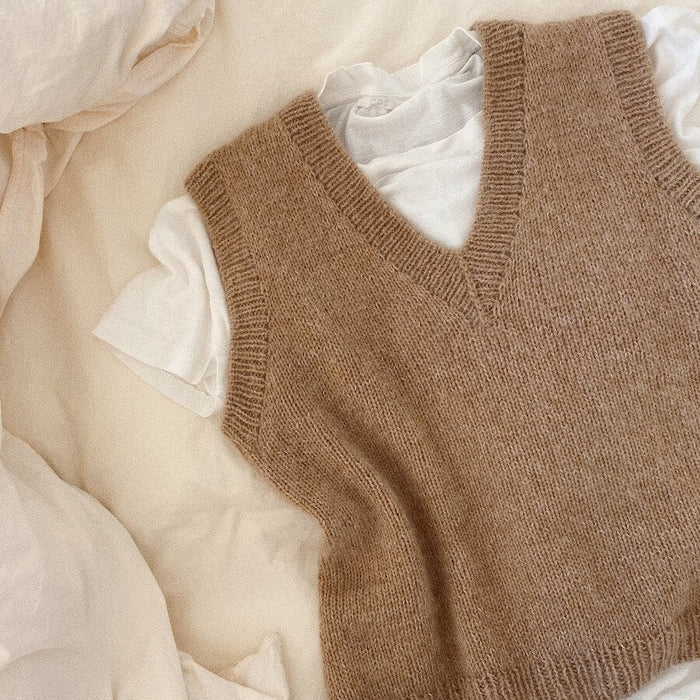 Stockholm Slipover V-Neck Pattern Booklet | PetiteKnit - This is Knit