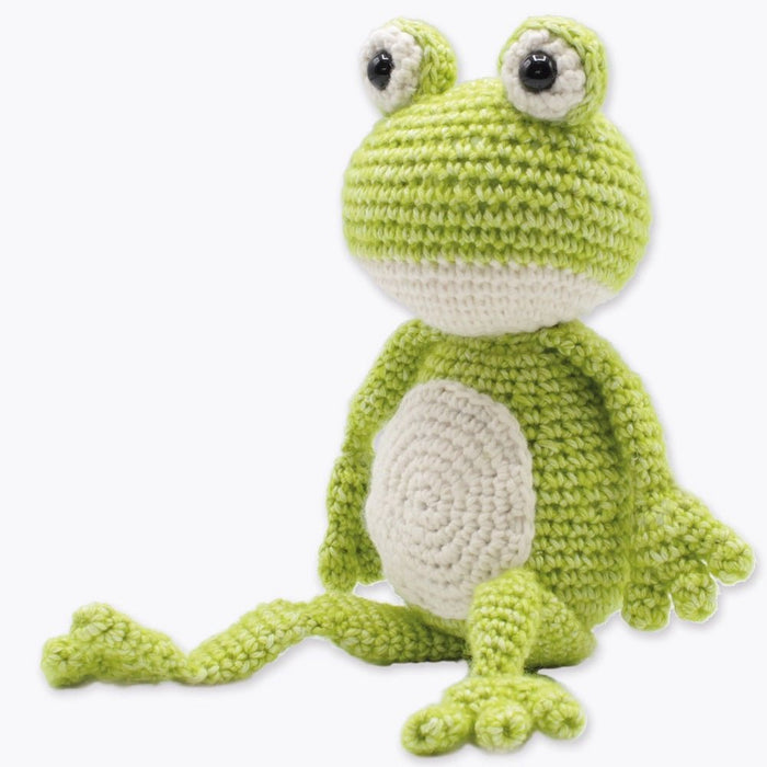 Vinny Frog Crochet Kit | Hardicraft - This is Knit